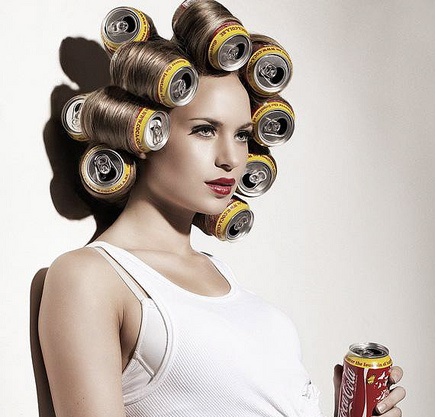 using soda can for hair style