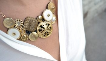 diy-vintage-buttons-necklace-6