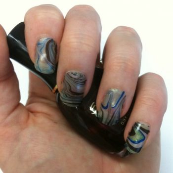 diy-beauty-hacks-elmers-glue-nails 2