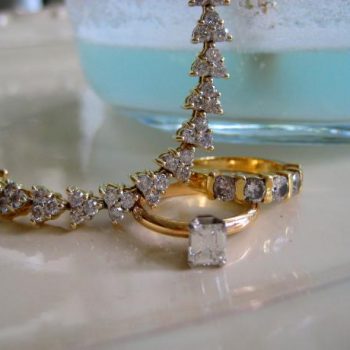 Homemade Jewelry Cleaner – DIY 1