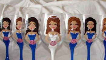 handpainted-wedding-bridesmaid-bridal-party-wine-glasses
