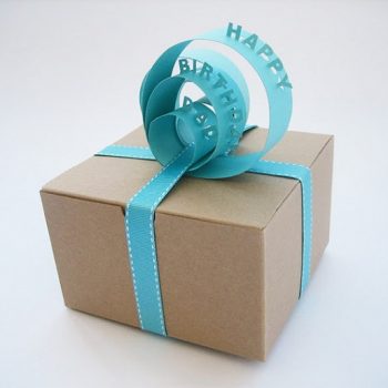 paper-sign-gift-topper