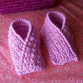 Crochet Toddler Slippers – DIY (2)