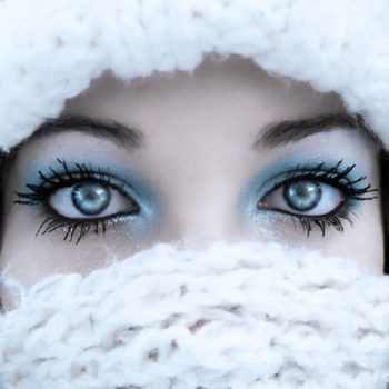 waterproof-makeup-in-winter