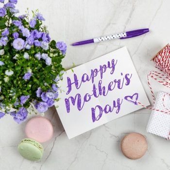 10-Thoughtful-Gift-Ideas-for-Mother’s-Day