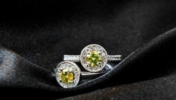 yellow-diamond-engagement-rings